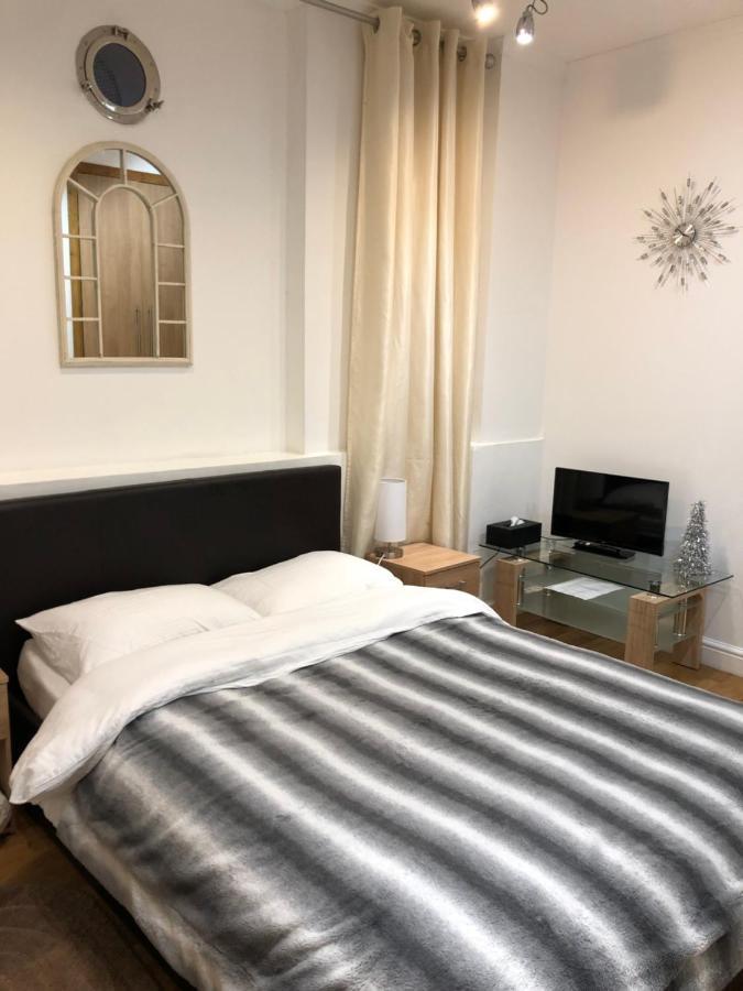 Modern Apartment In Twickenham Highstreet Экстерьер фото